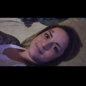 Meet your Posher, Sabrina